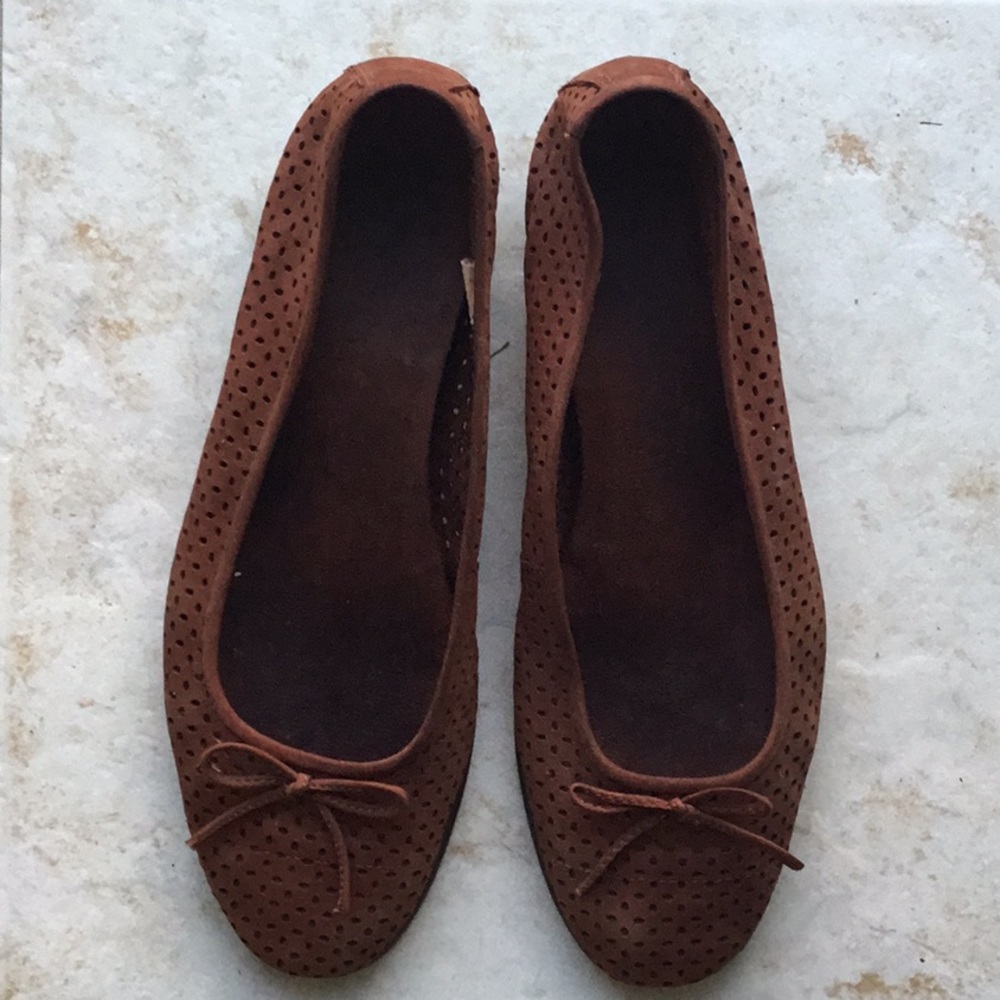 Brown Leather flats - size 9.5